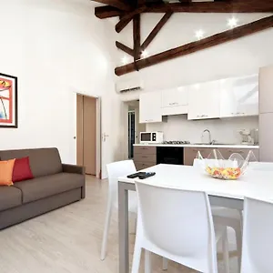 Attico Biennale Nuovissimo Apartment Venice
