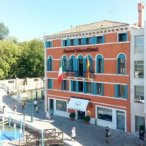Santa Chiara Hotell